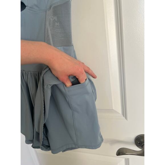 Popflex Blogilates Runsie Running Romper with Pockets and mesh in Blue Storm, M - Picture 9 of 12